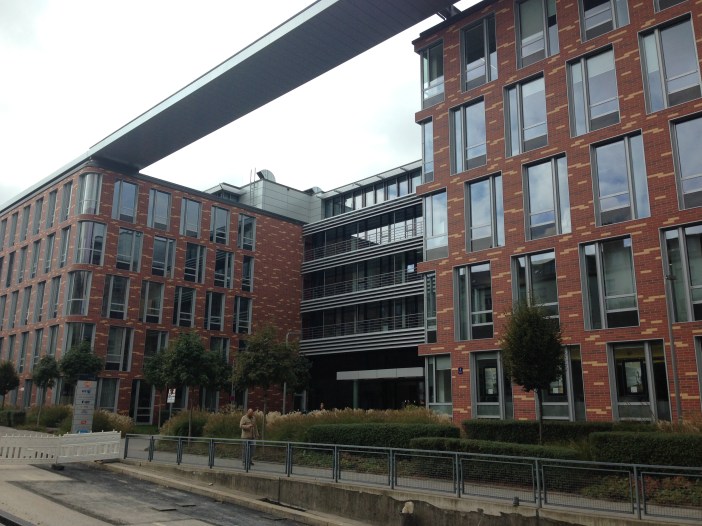 2016-10-11-12-53-08-1